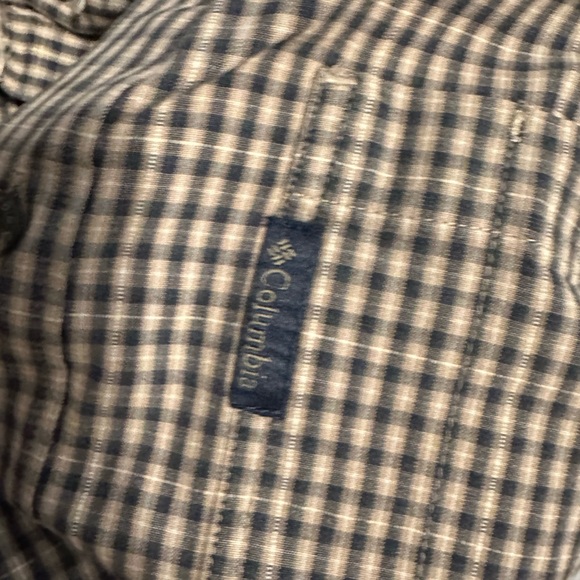 Columbia button up shirt - Picture 2 of 3